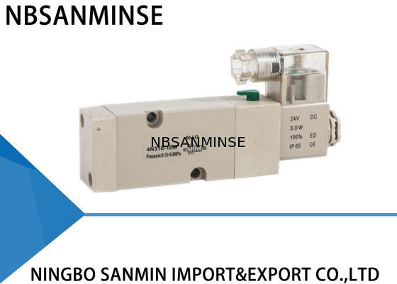 tipo pneumático de Airtac da válvula de solenoide do ar 4V210 06 08 - 2 válvula de controle AC220V da maneira da maneira 3 DC24V