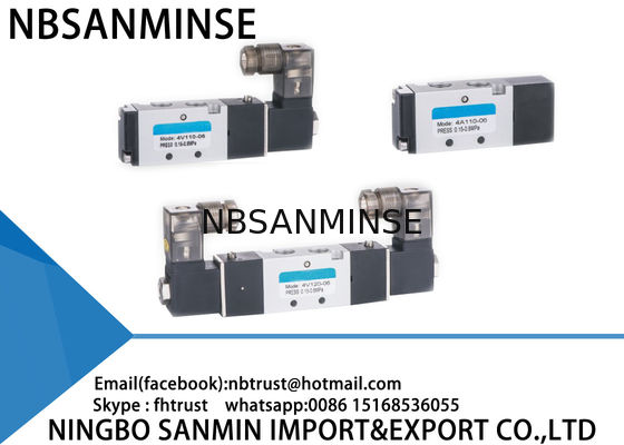4V 100 séries do tipo controlado dobro de AirTAC da posição da válvula pneumática três do solenoide