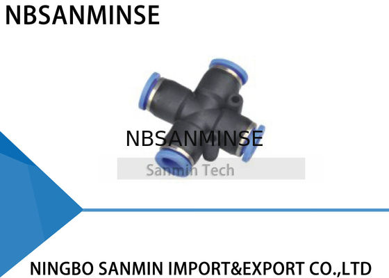 Empurrar pneumático de encaixe de tubulação do conector múltiplo da união da cruz do tubo da maneira do igual 4 de PZ o acoplador Sanmin